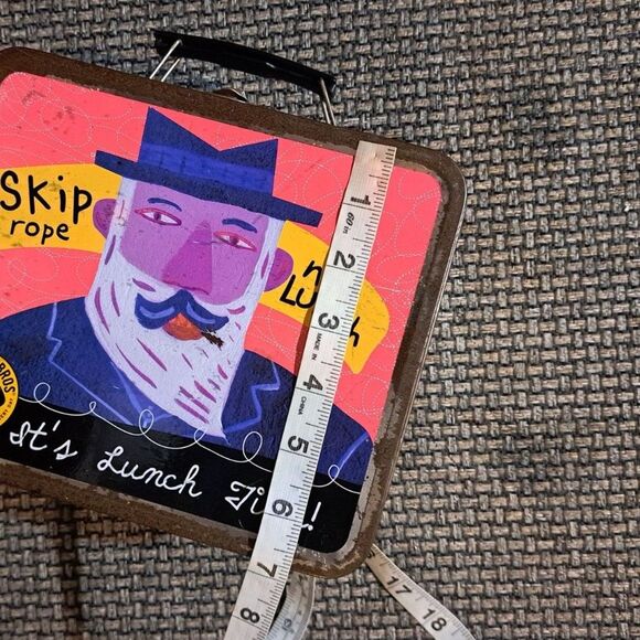 Vintage EINSTEIN BROS BAGELS TIN Metal LUNCH BOX 2001 “SKIP ROPE NOT LUNCH" - Picture 3 of 8